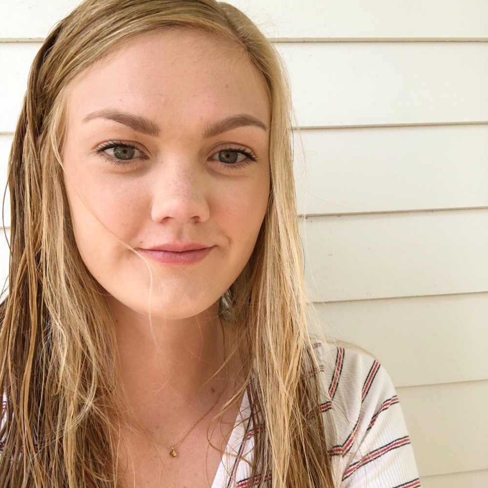 Meet your Posher, Isabelle